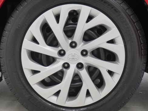Used 2017 Toyota Corolla LE FWD image 23