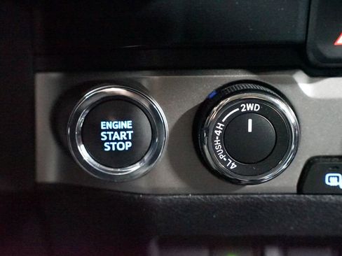 Certified 2023 Toyota Tacoma SR5 image 21