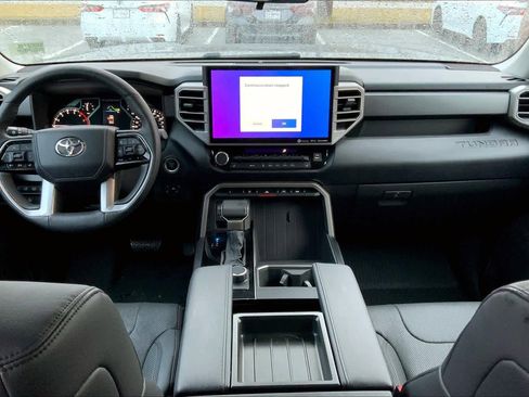 Used 2022 Toyota Tundra SR5 w/ SR5 Premium Package image 15