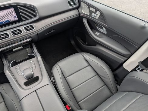 Used 2024 Mercedes-Benz GLE 450 4MATIC image 12