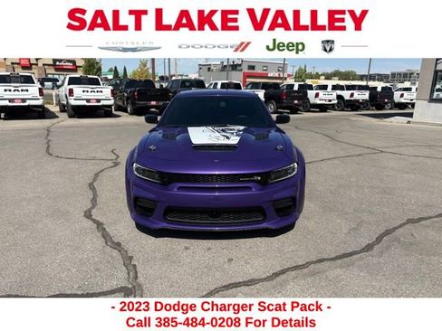 Used 2023 Dodge Charger Scat Pack image 2