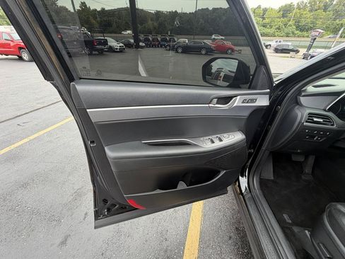 Used 2022 Hyundai Palisade SEL w/ 8P Bench Seat Package FWD image 13