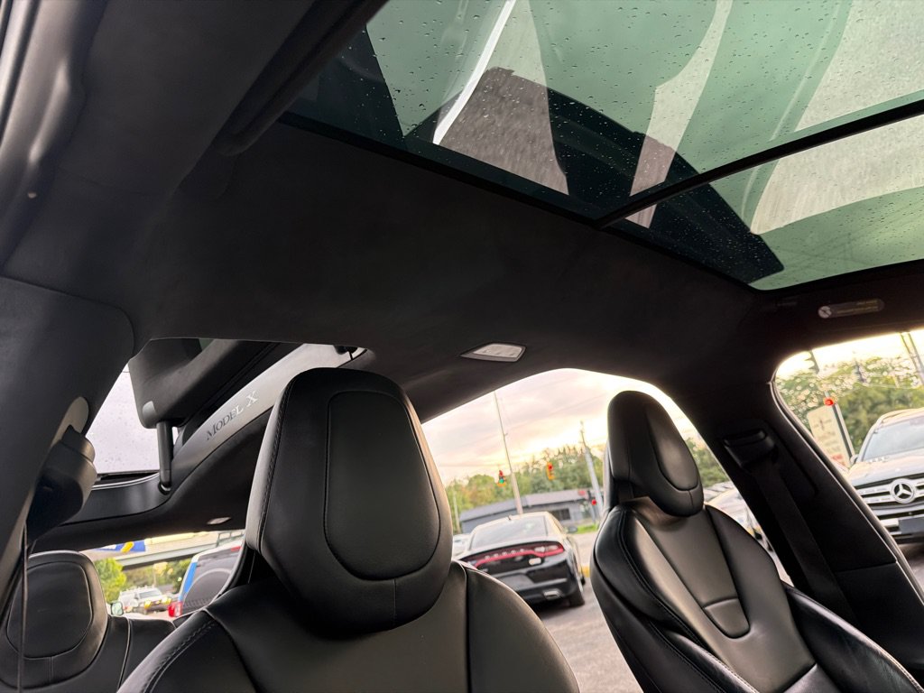 Used 2017 Tesla Model X 100D AWD/4WD image 40