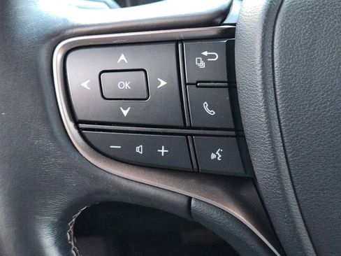 Used 2020 Lexus UX 200 w/ Accessory Package image 22