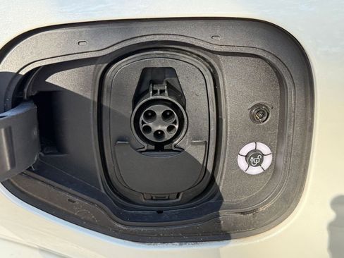 Used 2023 Ford Mustang Mach-E GT image 21