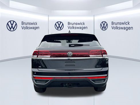 New 2026 Volkswagen Atlas Cross Sport SE AWD/4WD image 5