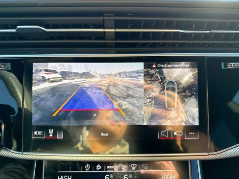 Used 2021 Audi SQ8 Prestige w/ Prestige Package image 19