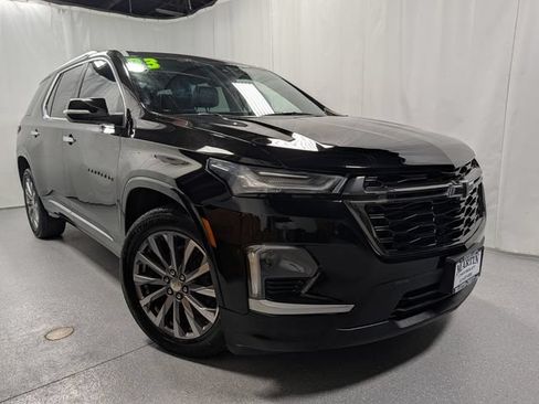 Used 2023 Chevrolet Traverse Premier AWD/4WD image 2
