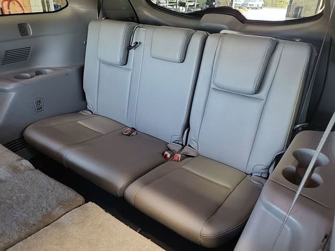 Used 2018 Toyota Highlander XLE image 7