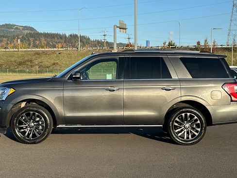 Used 2019 Ford Expedition Limited w/ Equipment Group 301A image 6