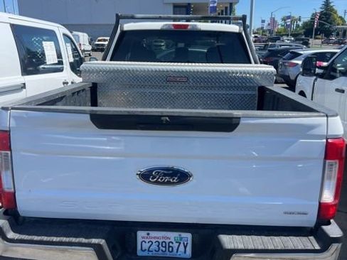 Used 2018 Ford F250 XLT image 12