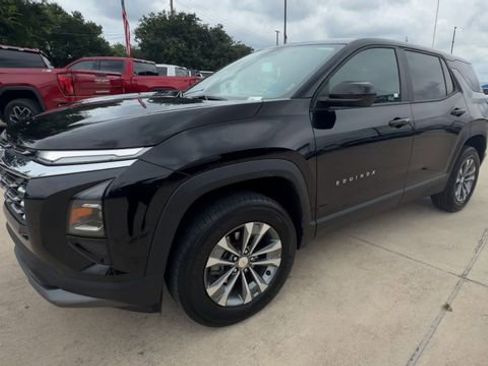 Used 2026 Chevrolet Equinox LT FWD image 4