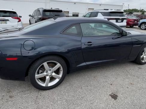 Used 2013 Chevrolet Camaro LT RWD image 2