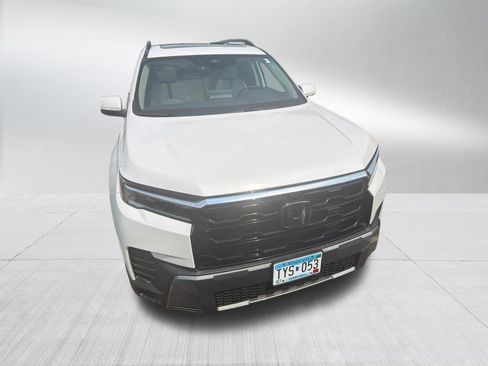 Used 2026 Honda Pilot Touring image 5
