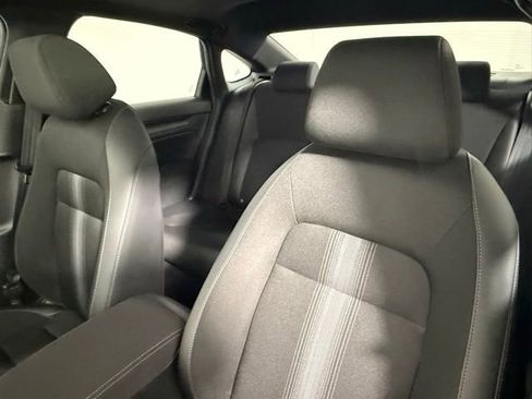 Used 2025 Honda Civic Sport image 31