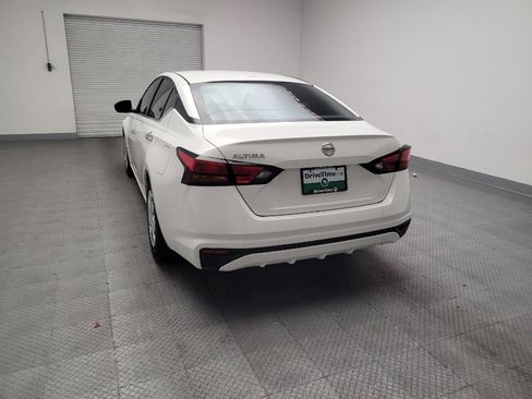 Used 2019 Nissan Altima 2.5 S FWD image 6