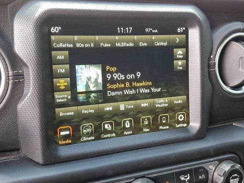 Used 2023 Jeep Wrangler Unlimited Sahara AWD/4WD image 13