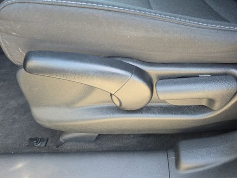 Used 2021 Honda Passport Sport image 10