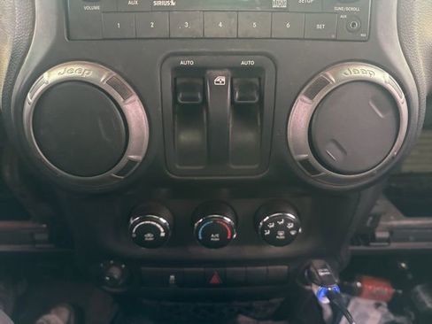 Used 2012 Jeep Wrangler Sport image 16