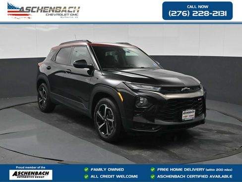 Used 2021 Chevrolet TrailBlazer RS w/ Convenience Package AWD/4WD image 1