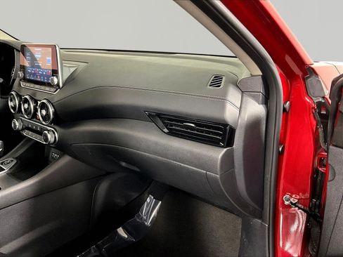 Certified 2023 Nissan Sentra SV FWD image 26