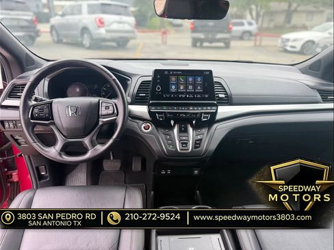 Used 2025 Honda Odyssey Sport-L image 13