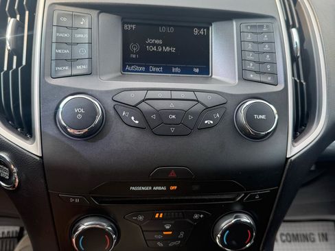 Used 2018 Ford Edge SEL FWD image 14