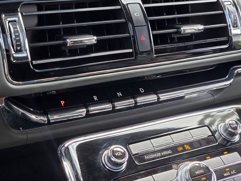 Used 2023 Lincoln Navigator Black Label image 28