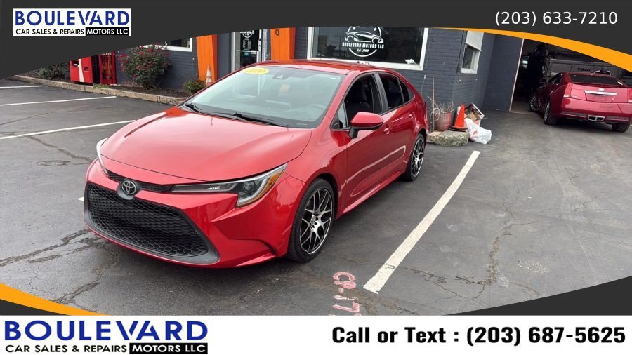 Used 2020 Toyota Corolla LE FWD image 3