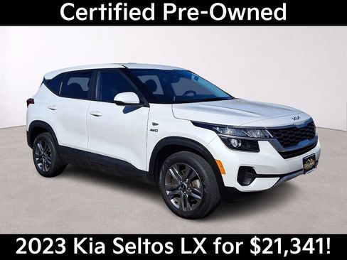 Used 2023 Kia Seltos LX AWD/4WD image 1