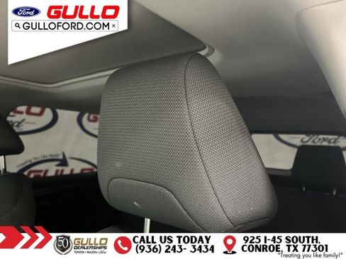 Used 2025 Toyota RAV4 XLE w/ Convenience Package AWD/4WD image 17