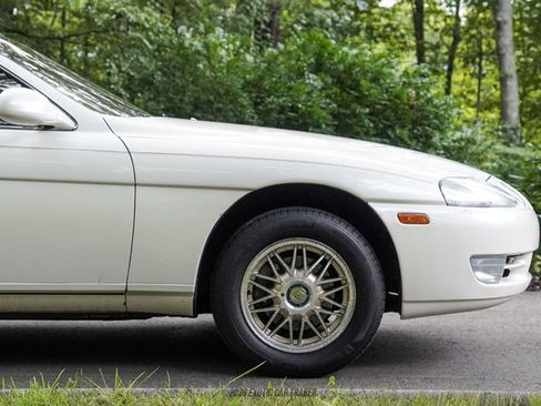 Used 1994 Lexus SC 300 Coupe RWD image 11