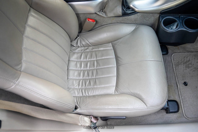 Used 2000 Chevrolet Corvette Coupe RWD image 45