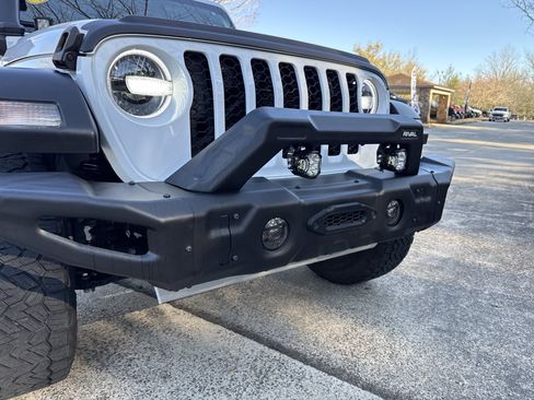 Used 2024 Jeep Wrangler Sport image 14