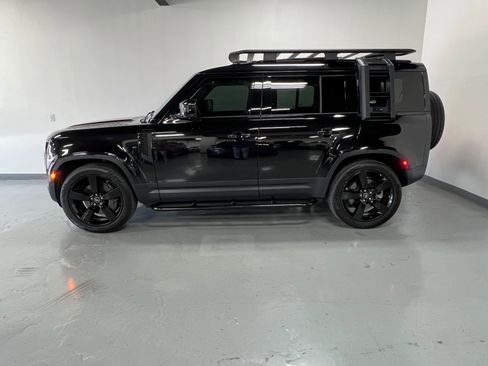 Used 2020 Land Rover Defender 110 HSE image 5