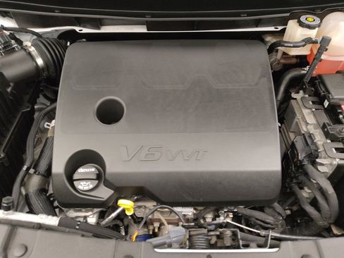 Used 2022 Chevrolet Traverse LT AWD/4WD image 30