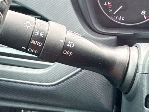 Used 2026 Subaru Forester Premium AWD/4WD image 12