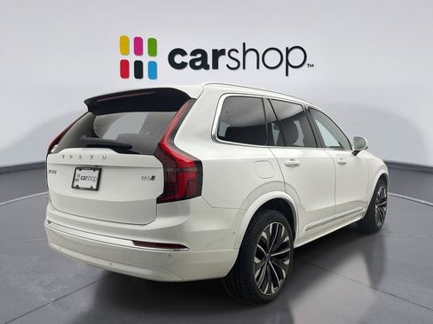 Used 2025 Volvo XC90 B6 Plus image 5