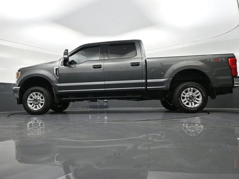 Used 2019 Ford F250 XLT w/ Snow Plow Prep Package image 24