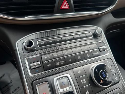 Used 2023 Hyundai Santa Fe Limited AWD/4WD image 24