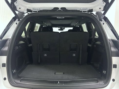 New 2026 Jeep Grand Cherokee L Limited AWD/4WD image 9