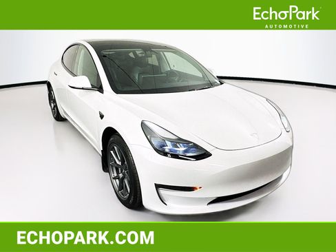Used 2023 Tesla Model 3 Standard Range RWD image 1
