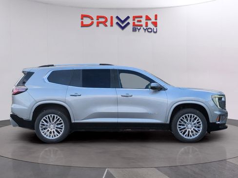 New 2026 GMC Acadia Denali w/ Super Cruise Package image 6