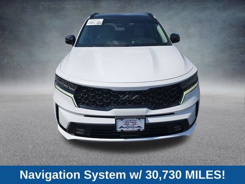 Used 2023 Kia Sorento SX AWD/4WD image 2