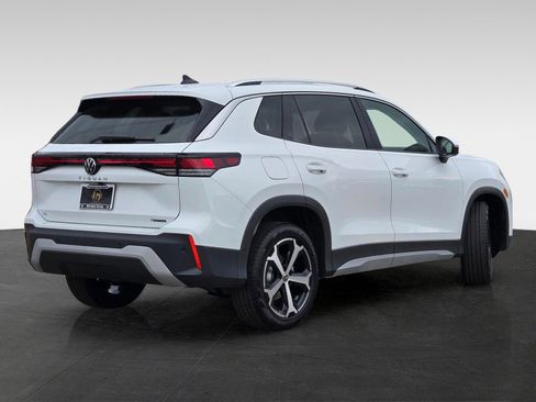 New 2026 Volkswagen Tiguan SE AWD/4WD image 4
