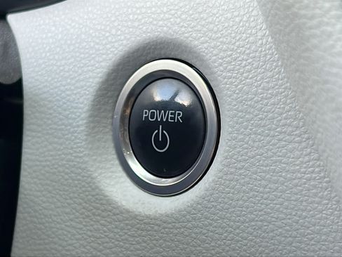 Used 2024 Toyota Corolla SE AWD/4WD image 17