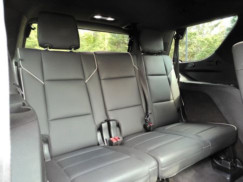 Certified 2024 Cadillac Escalade Premium Luxury AWD/4WD image 21
