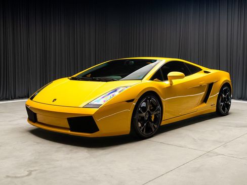 Used 2008 Lamborghini Gallardo AWD/4WD image 2