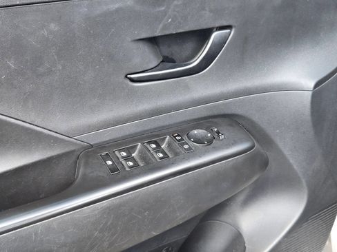 Used 2024 Hyundai Kona SEL FWD image 11