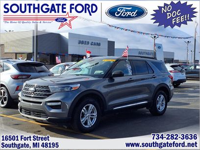 Used 2022 Ford Explorer XLT w/ Equipment Group 202A
